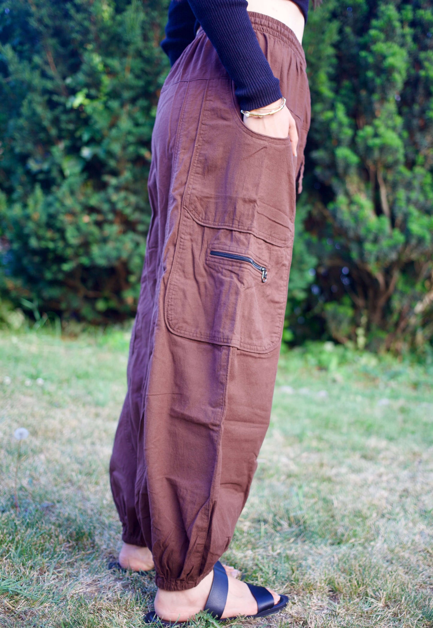 shedol bhaktapur pants chiya brown right side