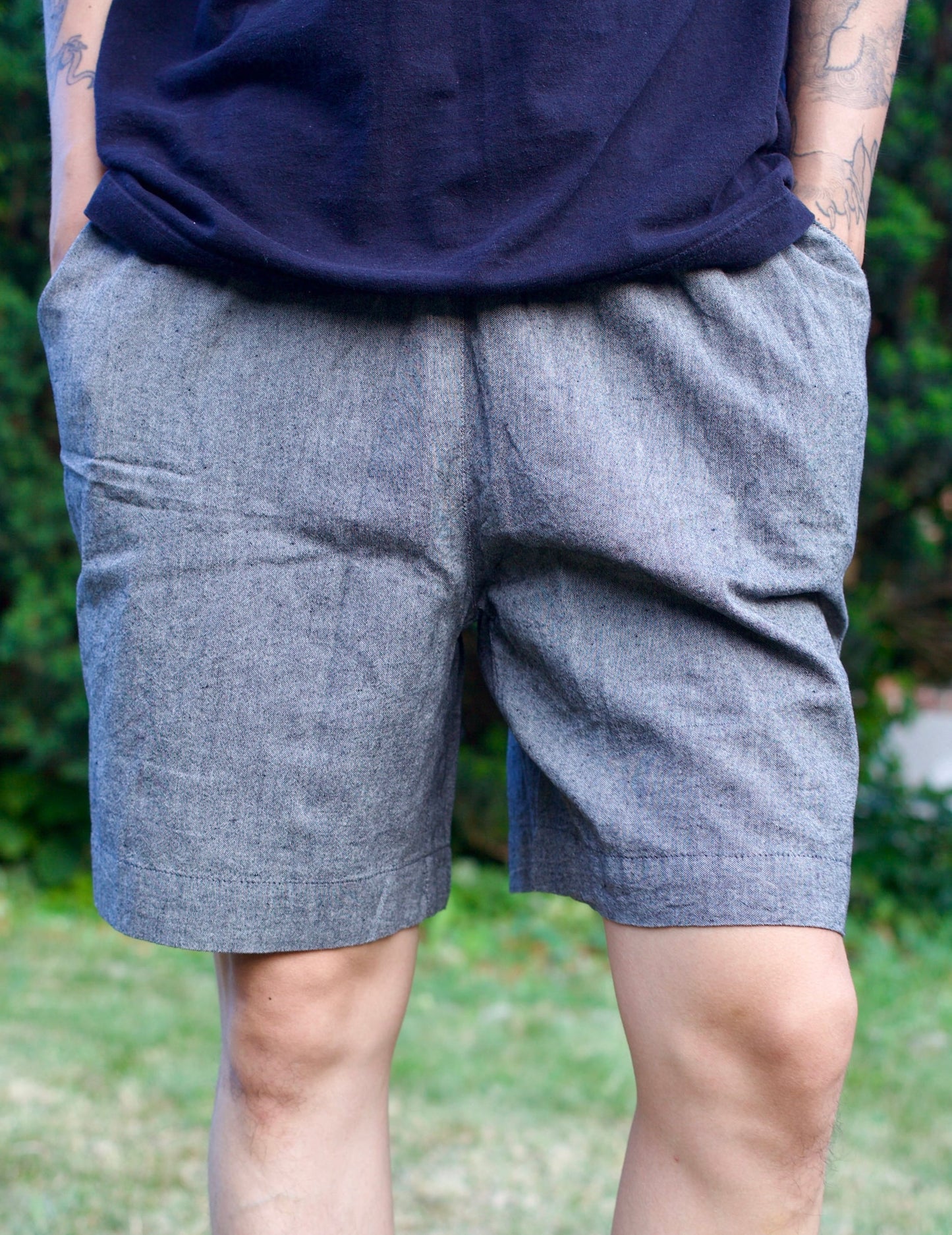 shedol mugu short grey front