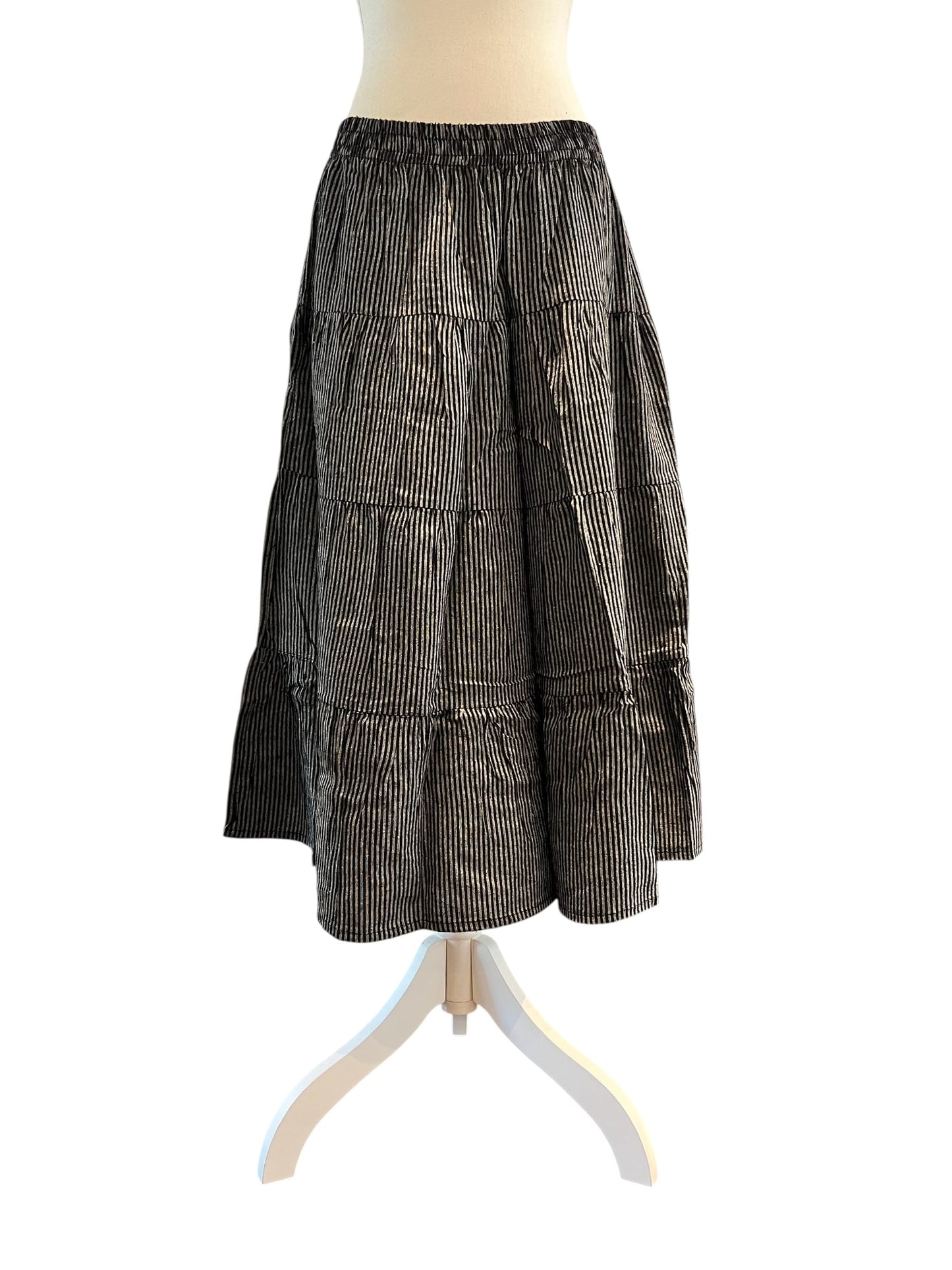 shedol shortened bhojo skirt charcoal stripe