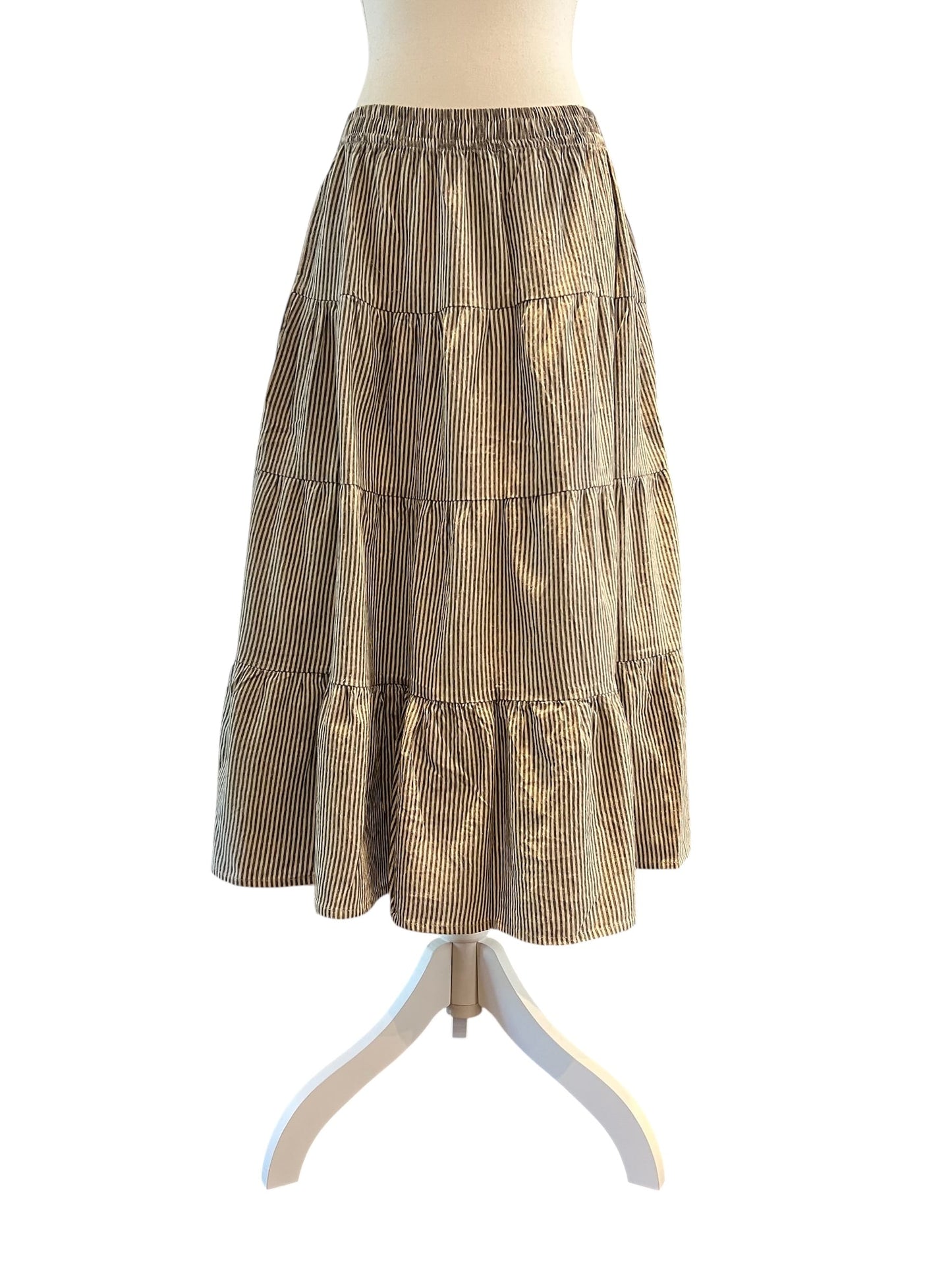 shedol shortened bhojo skirt tansen stripe