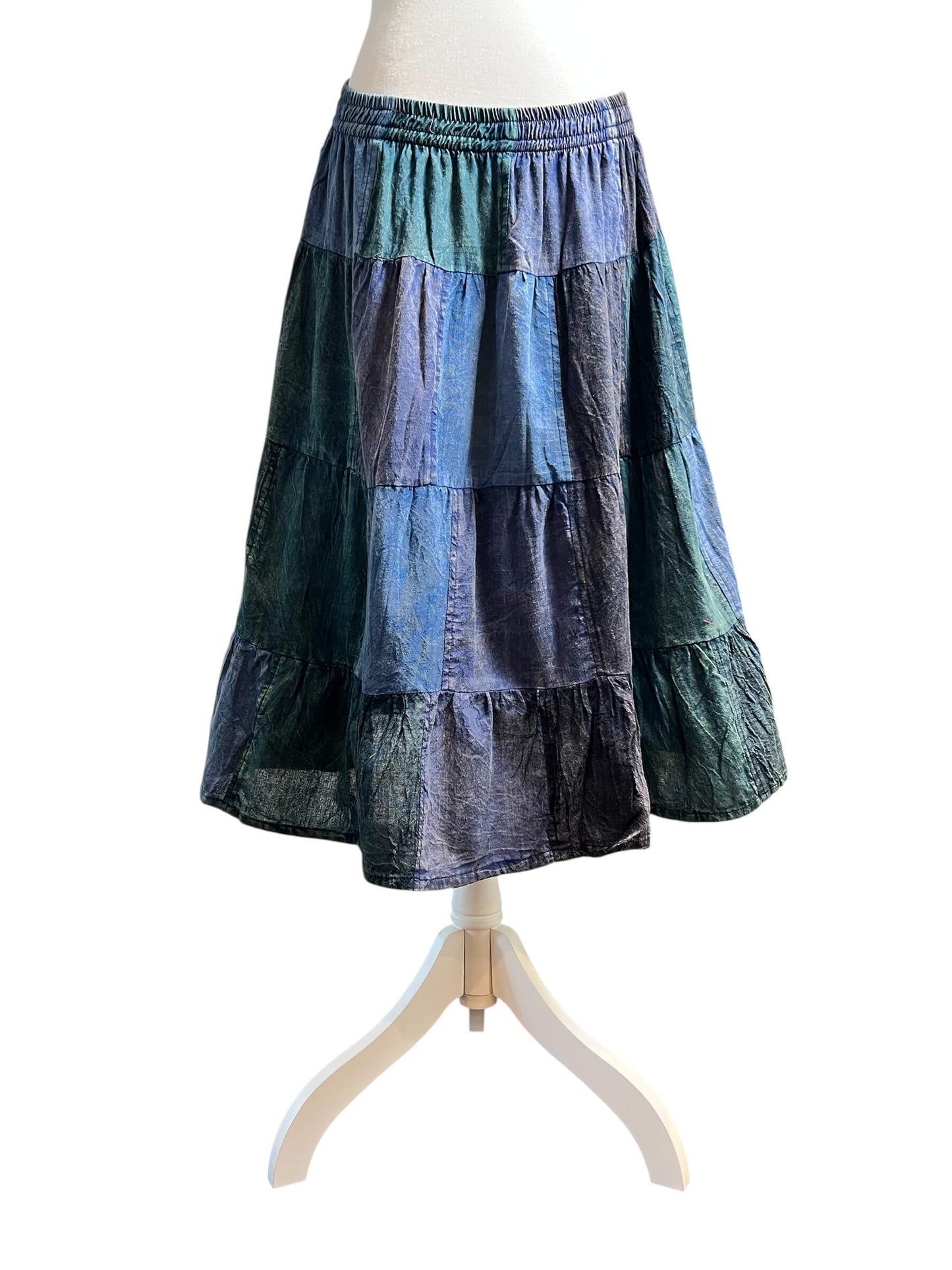 shedol shortened thamelskirt blue tone